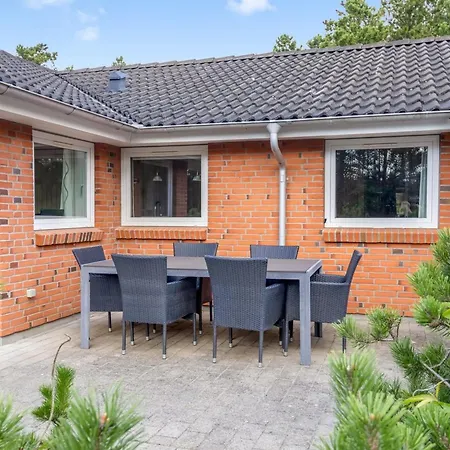 Taisto - 1-8km From The Sea By Interhome Feriehus *