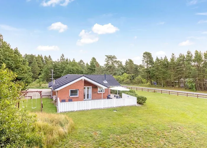 Taisto - 1-8km From The Sea By Interhome